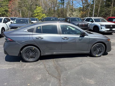 New 2026 Nissan Sentra SV w/ Floor Mat Package FWD image 8