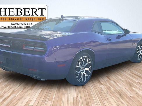 Used 2023 Dodge Challenger R/T Scat Pack RWD image 10
