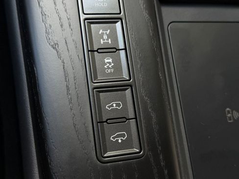 New 2026 Lexus LX 700h Overtrail image 37