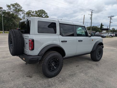 New 2026 Ford Bronco Badlands AWD/4WD image 4