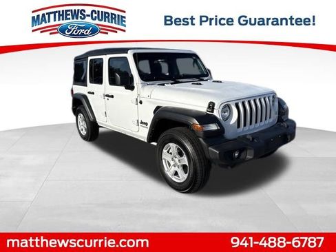 Used 2022 Jeep Wrangler Unlimited Sport image 1
