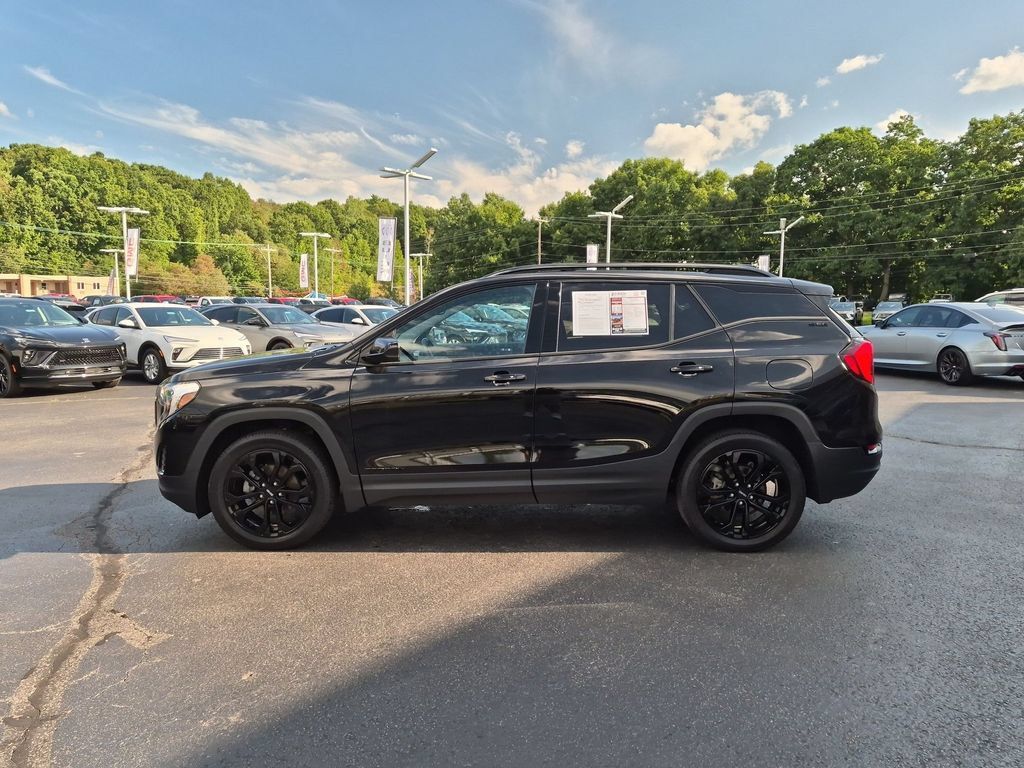 Used 2021 GMC Terrain SLE w/ Driver Convenience Package AWD/4WD image 8