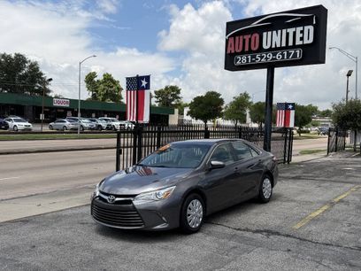 Used 2016 Toyota Camry LE