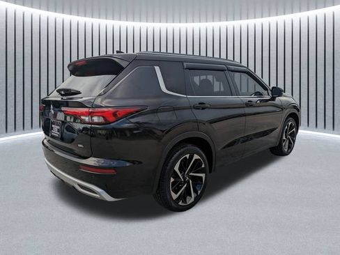 Used 2024 Mitsubishi Outlander SEL FWD image 4