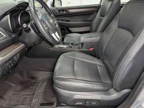 Used 2015 Subaru Legacy 2.5i Limited image 4