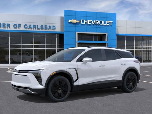 New 2026 Chevrolet Blazer EV LT image 2