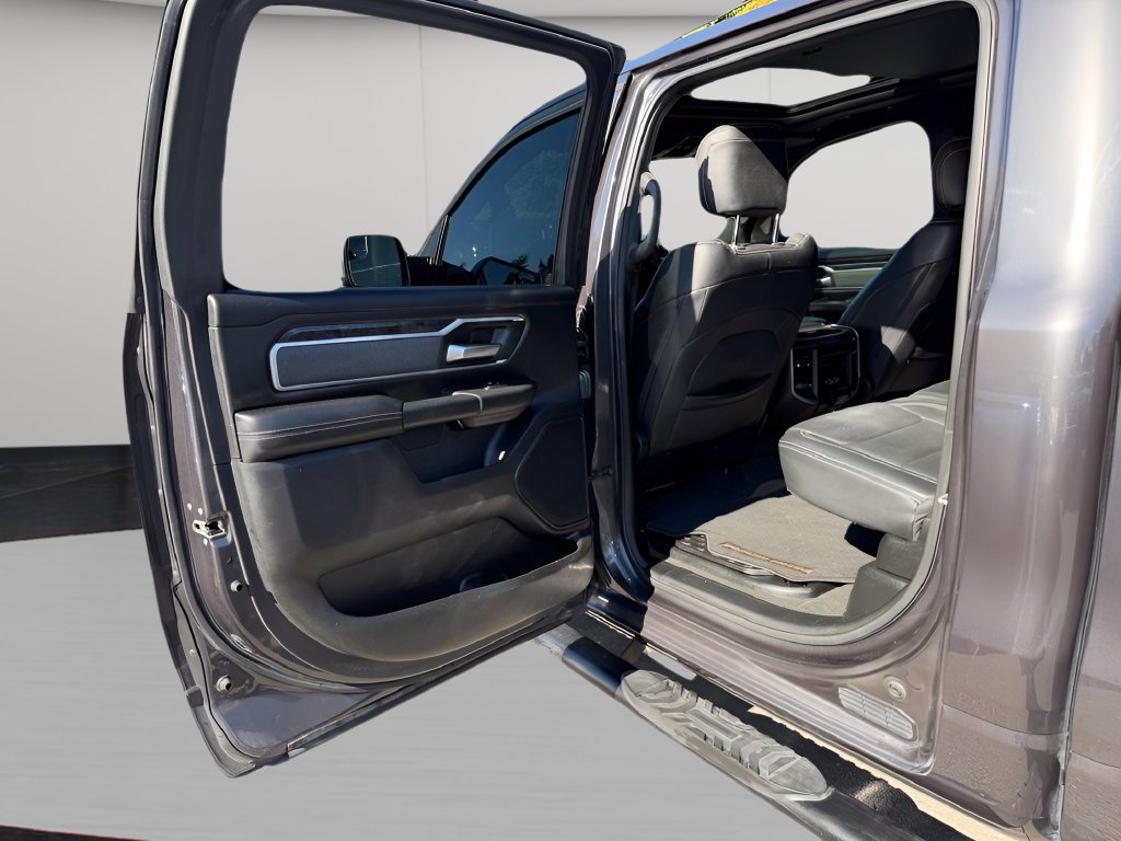 Used 2022 RAM 1500 Big Horn AWD/4WD image 31