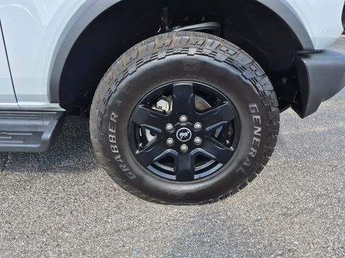 Used 2025 Ford Bronco Outer Banks image 8