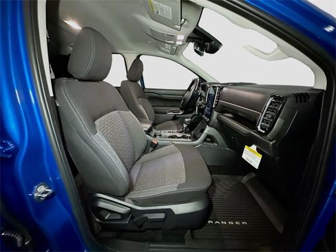 New 2025 Ford Ranger XLT w/ FX4 Off-Road Package image 30