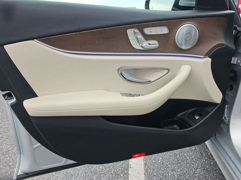 Used 2019 Mercedes-Benz E 450 4MATIC Sedan w/ Driver Assistance Package image 15