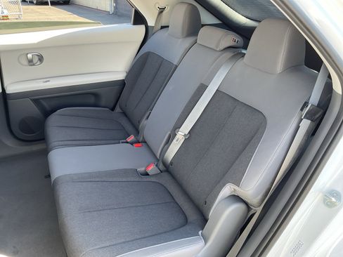Used 2024 Hyundai Ioniq 5 SEL RWD image 19