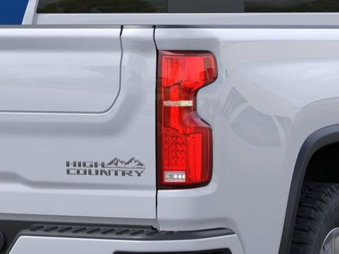 New 2026 Chevrolet Silverado 2500 High Country w/ High Country Premium Package AWD/4WD image 11