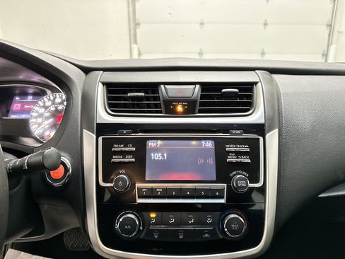 Used 2018 Nissan Altima 2.5 SR image 26