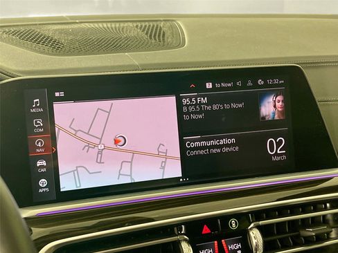 Used 2021 BMW X5 xDrive40i w/ M Sport Package image 13