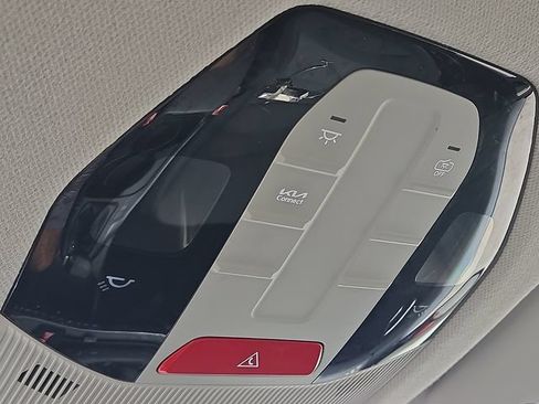 Used 2025 Kia K4 FWD image 12