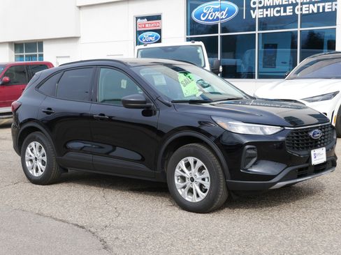 New 2025 Ford Escape Active w/ Active Premium Tech Pack AWD/4WD image 5