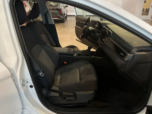 Used 2025 Toyota Camry LE image 36