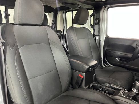 Used 2022 Jeep Gladiator Sport AWD/4WD image 37