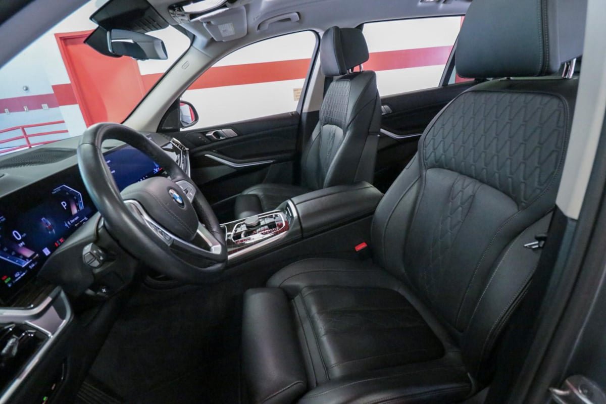 Used 2026 BMW X7 xDrive40i AWD/4WD image 12