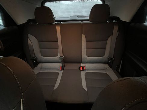 Used 2025 Chevrolet TrailBlazer LT w/ Driver Confidence Package image 32