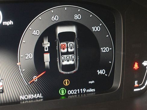 Certified 2025 Acura ADX A-Spec image 3