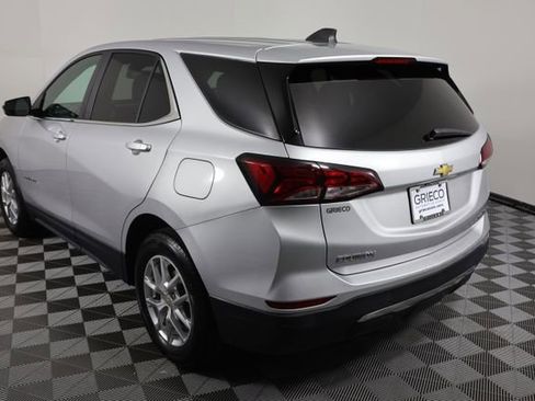 Used 2022 Chevrolet Equinox LT AWD/4WD image 6