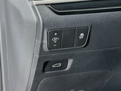 Used 2025 Kia K5 LXS image 17