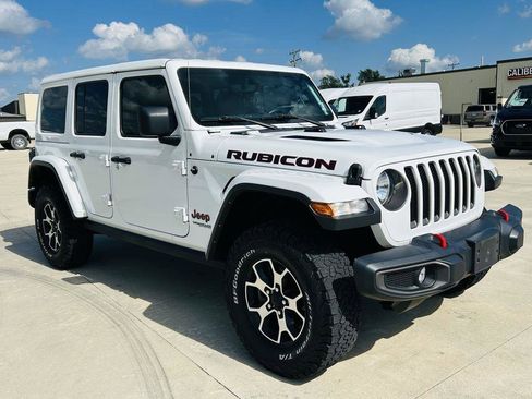 Used 2021 Jeep Wrangler Unlimited Rubicon w/ Uconnect 4C Nav & Sound Group image 2