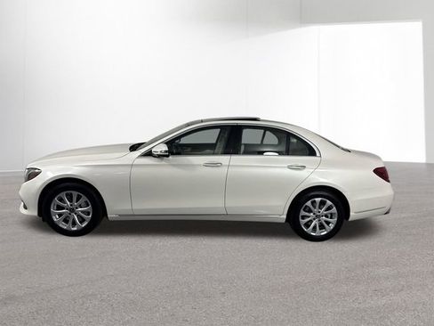 Used 2020 Mercedes-Benz E 350 4MATIC Sedan image 29