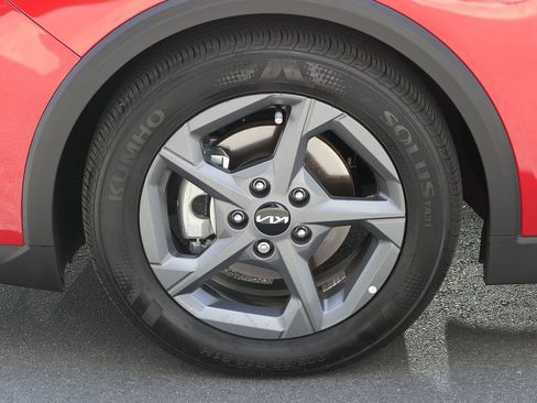 Used 2025 Kia K4 FWD image 9