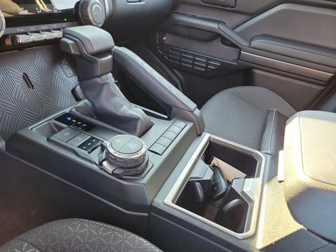 Used 2025 Toyota 4Runner SR5 image 29