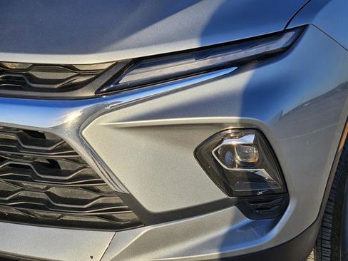 Used 2025 Chevrolet Blazer LT image 5