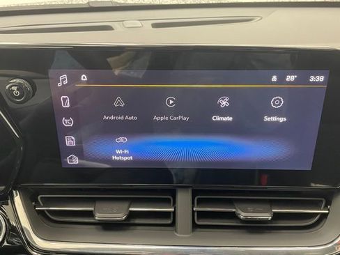 New 2026 Chevrolet Trax RS w/ Sunroof Package image 3