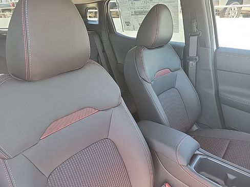 New 2025 Nissan Kicks SR FWD image 42