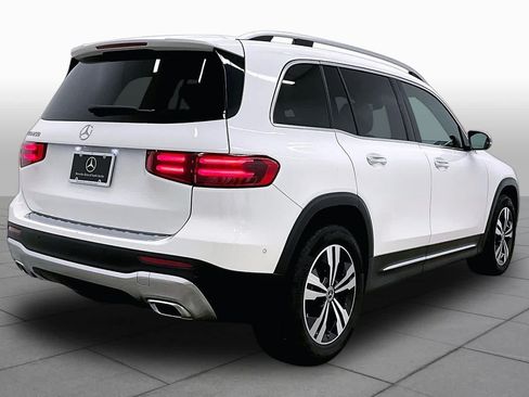 Used 2025 Mercedes-Benz GLB 250 image 13