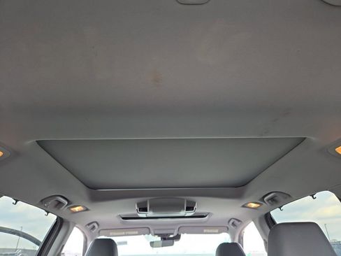 Used 2019 Honda Pilot Elite image 11