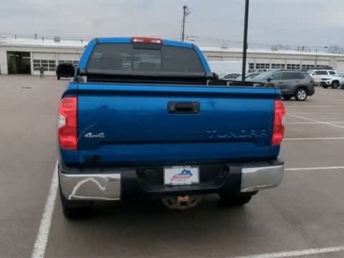 Used 2017 Toyota Tundra SR5 w/ SR5 Upgrade Package image 7