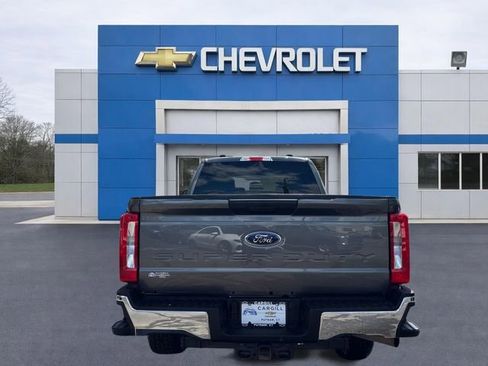 Used 2025 Ford F250 XLT w/ Snow Plow Prep Package AWD/4WD image 6