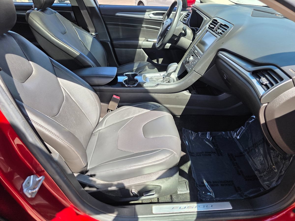 Used 2014 Ford Fusion Titanium FWD image 16