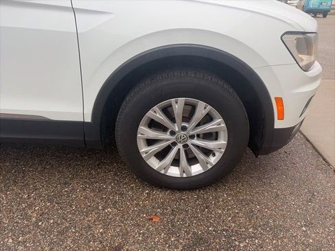 Used 2018 Volkswagen Tiguan SE image 14