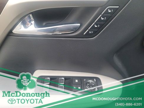 Used 2022 Lexus RX 350 AWD w/ Premium Package image 15