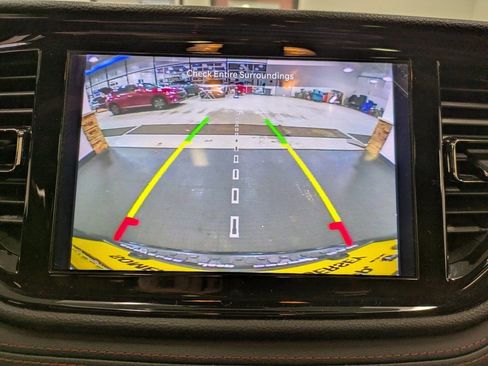 Used 2022 Dodge Durango R/T w/ Blacktop Package image 12