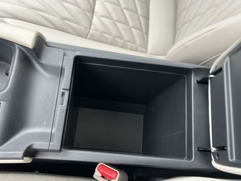 New 2026 Nissan Sentra SL w/ Floor Mat Package FWD image 17
