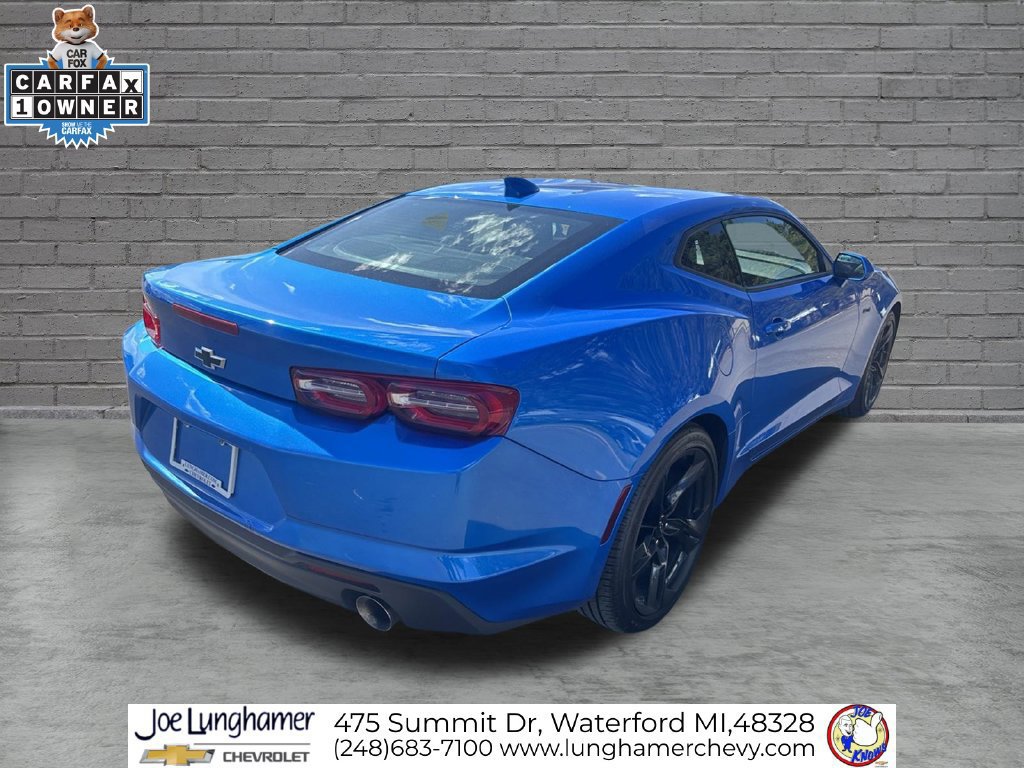 Used 2024 Chevrolet Camaro LT RWD image 3