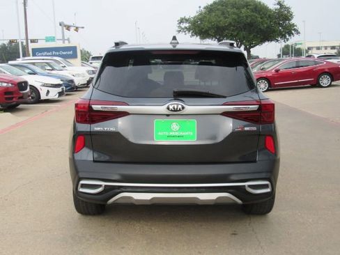 Used 2021 Kia Seltos S image 8