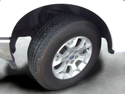Used 2023 Ford F150 XLT AWD/4WD image 38