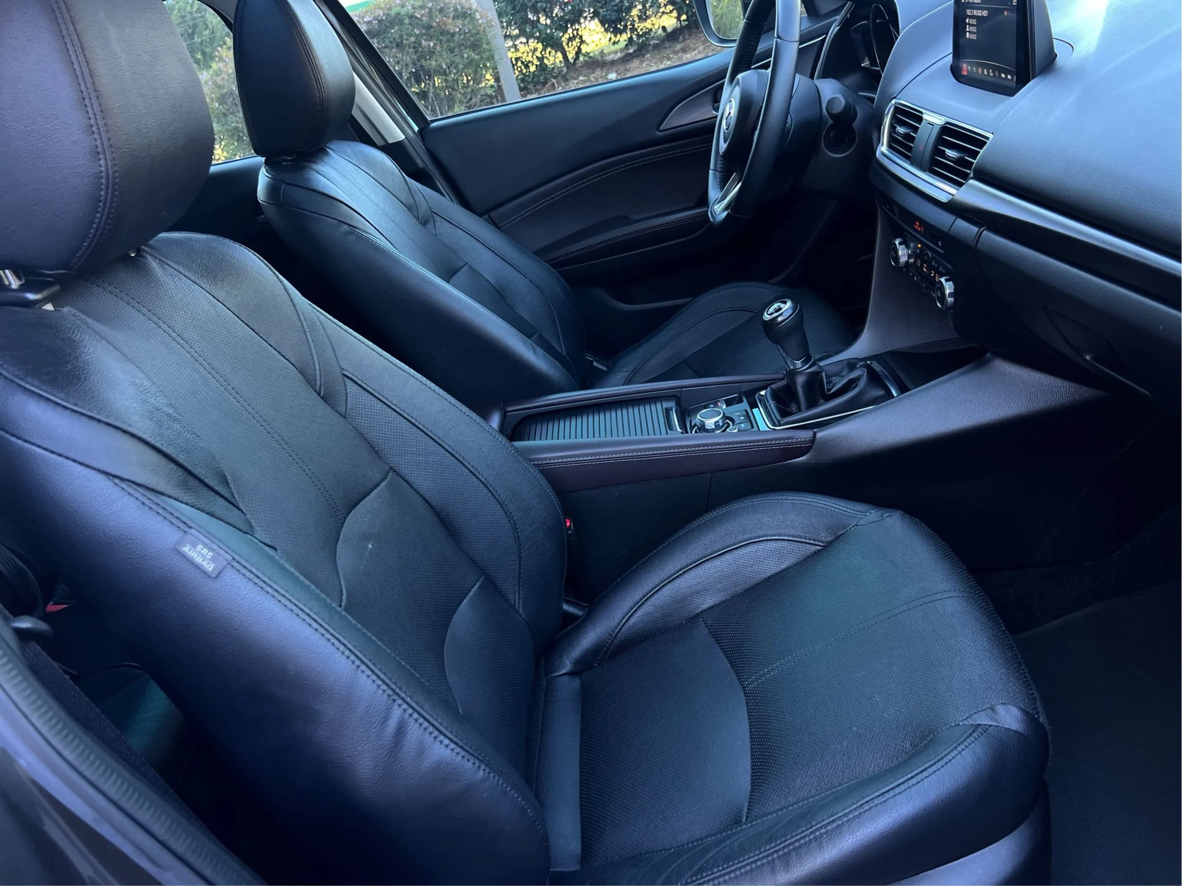 Used 2017 MAZDA MAZDA3 Grand Touring w/ Premium Equipment Package FWD image 17