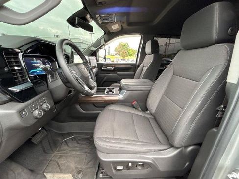 Used 2026 Chevrolet Silverado 2500 LT w/ Trail Boss Package AWD/4WD image 17