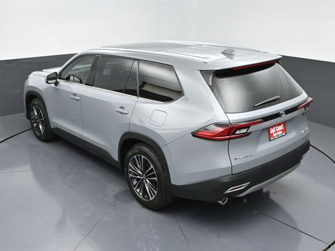 Certified 2026 Toyota Grand Highlander MAX Platinum image 48