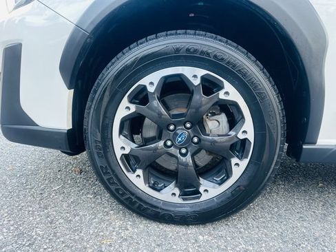 Used 2023 Subaru Crosstrek 2.0i Premium image 27